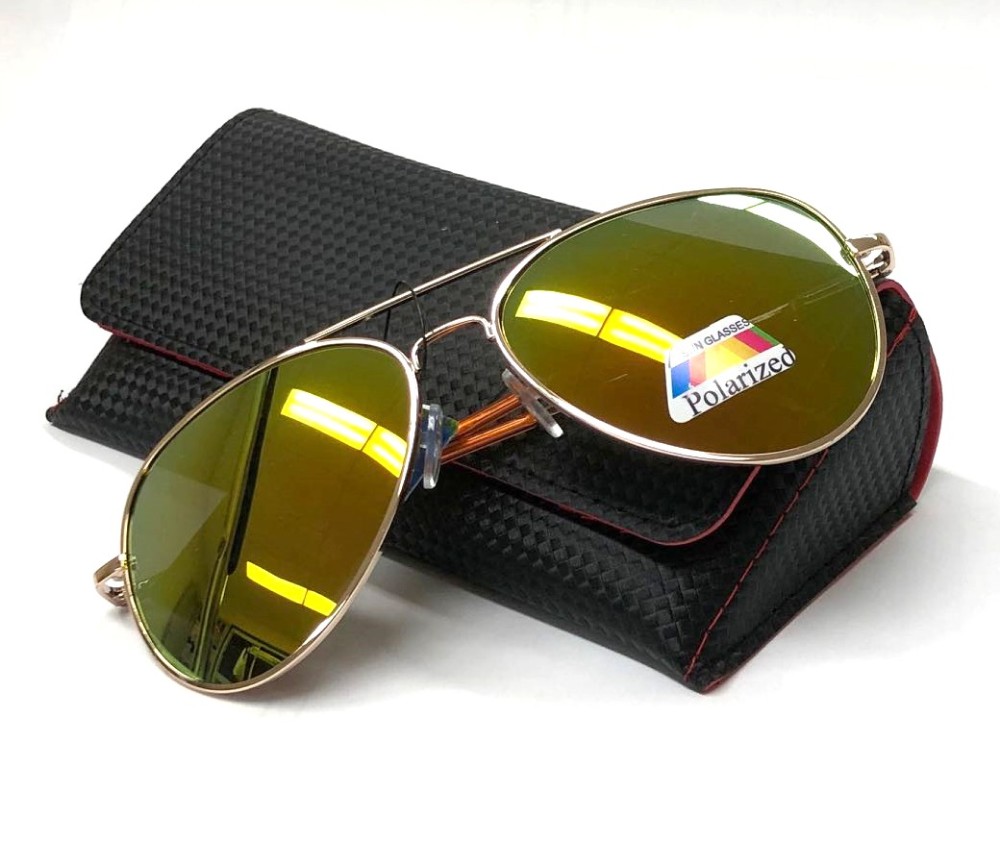 Aviator Polarized Sunglasses with Black Magnetic Case